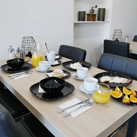 Comfort Roznov Apartment *
